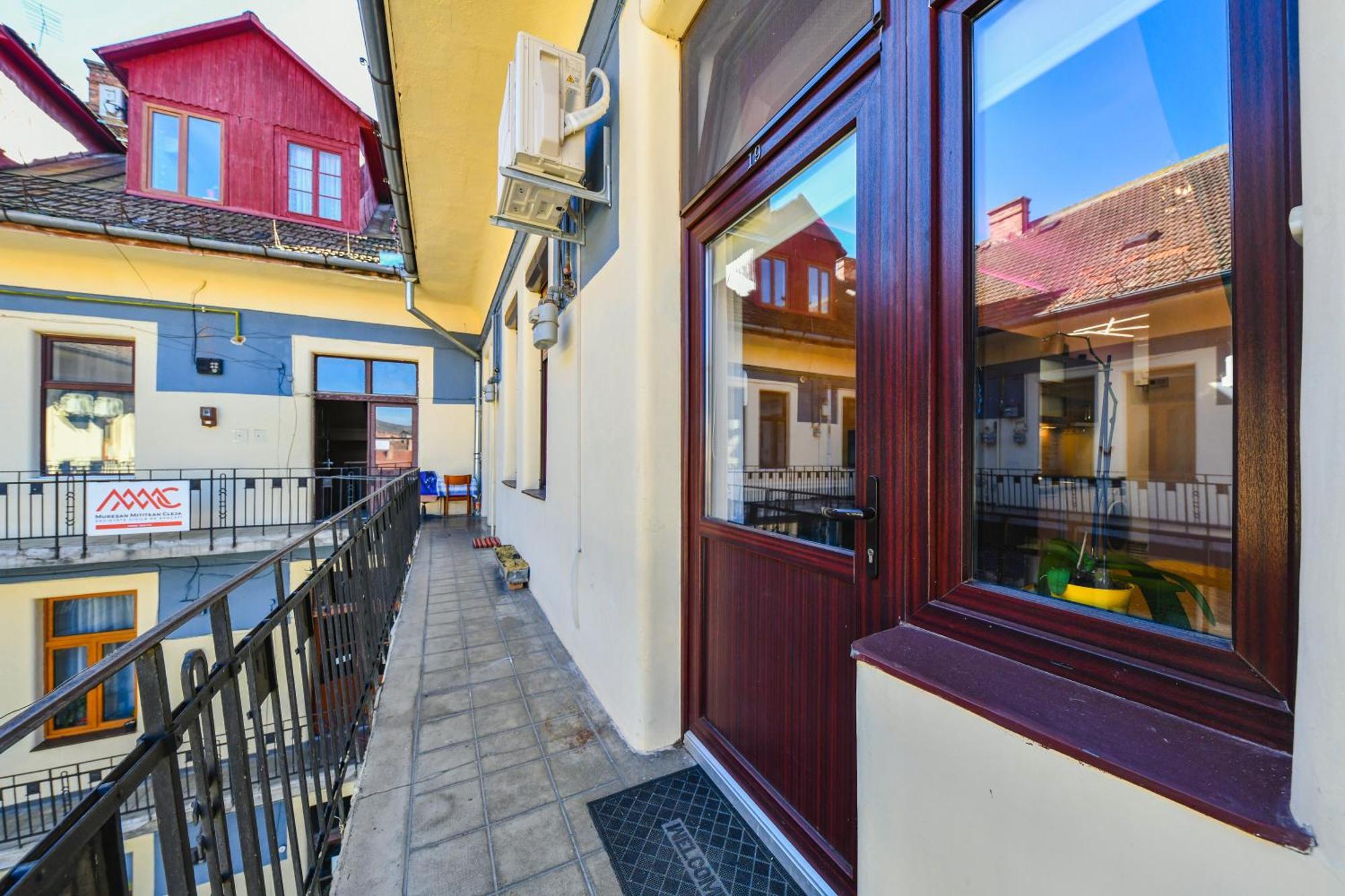 Carpe Diem Cluj Ngoại thất bức ảnh